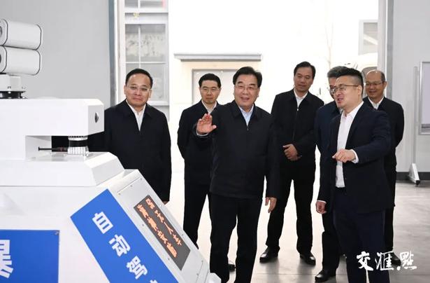 信长星在盱眙金湖调研时强调：坚持创新引领 促进区域协同 推动高质量发展高品质生活相得米博体育 米博平台益彰(图1)