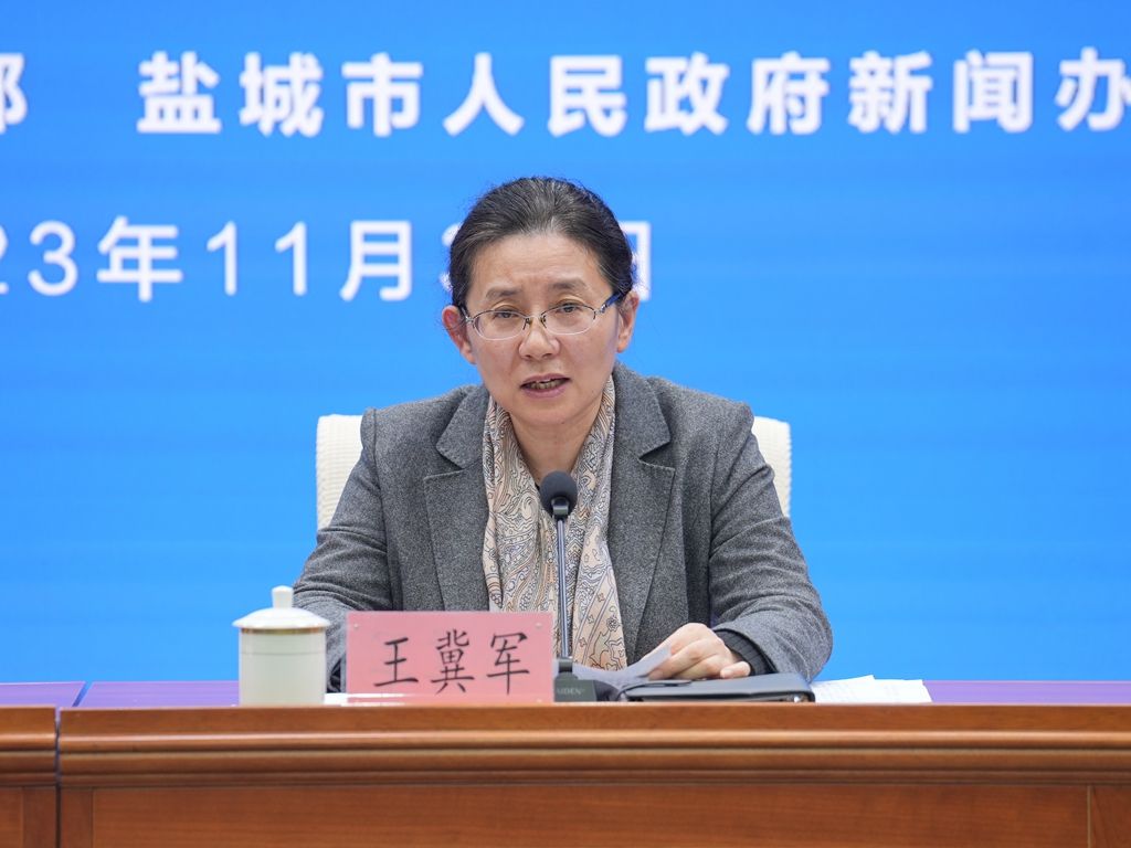 构建现代化产业体系专米博体育 米博官网场(图2)