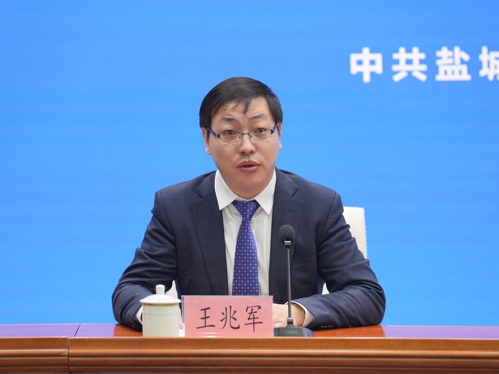 构建现代化产业体系专米博体育 米博官网场(图3)