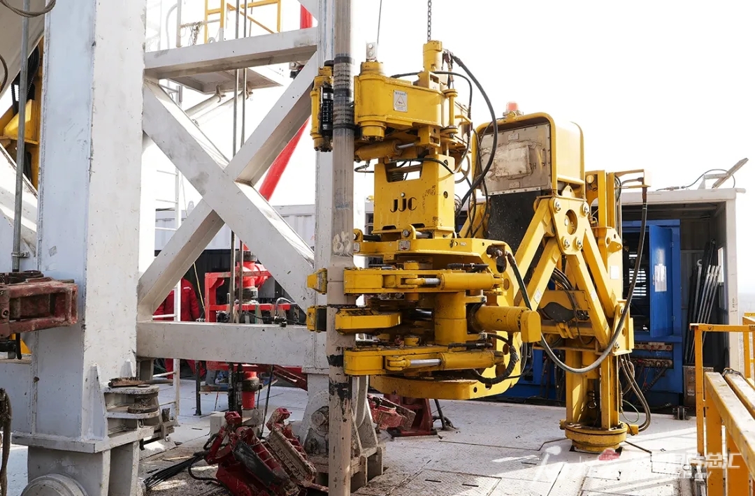中曼石油离线钻机在新疆工业米博体育官网性试验成功 可替代多个工种自动化作业(图2)