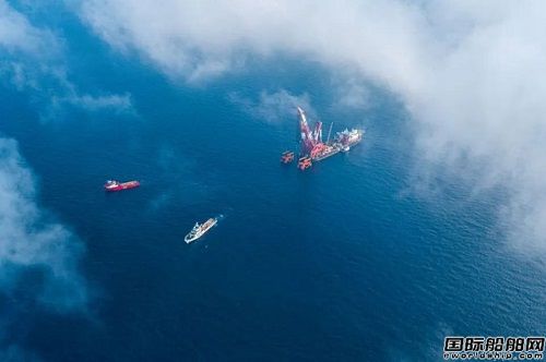 我国珠江口盆地自营勘探开发最大油气田导管架安装就米博体育 米博官网位