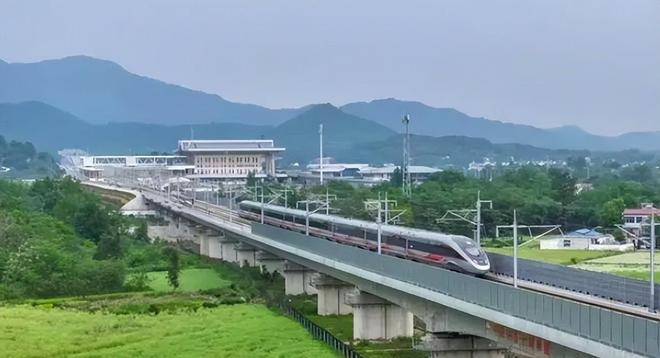 全世界又被惊艳！扛住压力公布的米博体育官网一组照片让中国再次站稳脚跟(图2)